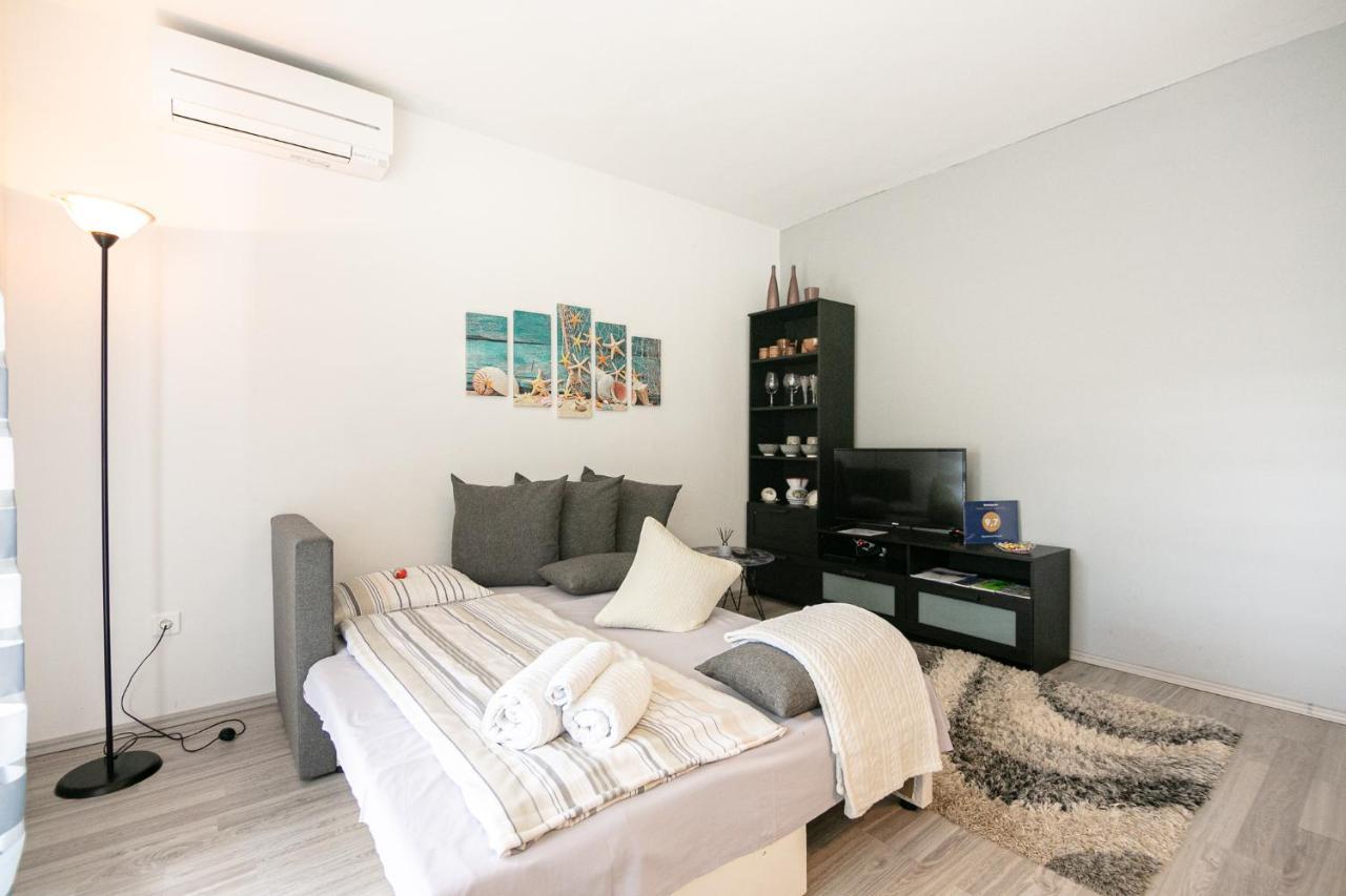Apartment Noemi Pula Ngoại thất bức ảnh
